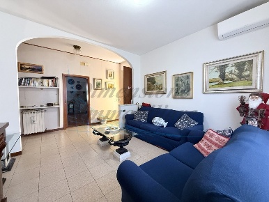 Foto Appartamento in Via Cesare Pavese, Rosignano Marittimo di 120 m²