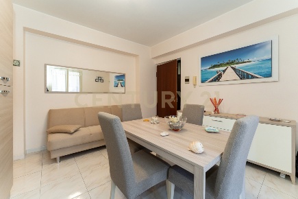 Foto Appartamento in Via Spiaggia 113, Mascali Centro di 65 m² con 3 locali