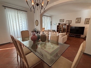 Foto Appartamento a Carrara Stadio, Sant'Antonio, Marasio di 160 m²