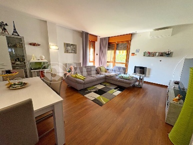 Foto Appartamento in Via Stradelle 28, Pordenone Torre di 147 m² in vendita