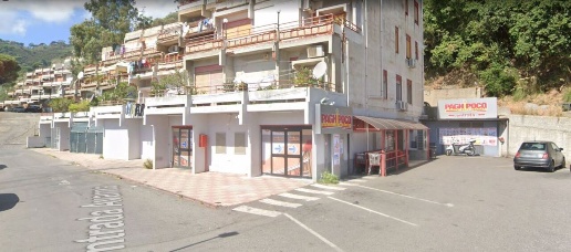 Foto Locale commerciale in Contrada Avarna San Michele 4, Messina Giostra