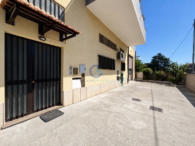 Foto Ufficio in Via U. Fondacaro 37/a, Catanzaro Catanzaro Lido di 250 m²