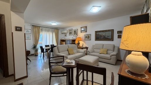 Foto Appartamento in Via Gaetano Barresi 5, Siracusa Mazzarrona di 110 m²