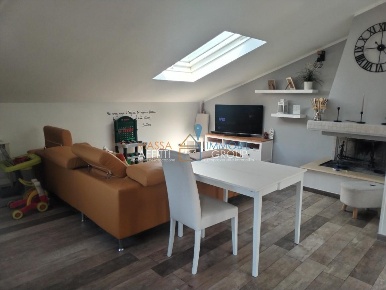 Foto Appartamento in Via Castagnara 225, Massa Mirteto di 85 m² in vendita