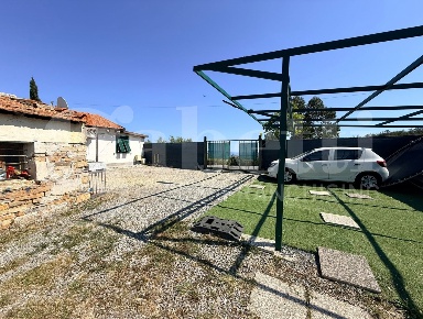 Foto Villa unifamiliare in Strada Civezza snc, Imperia Poggi di 104 m²