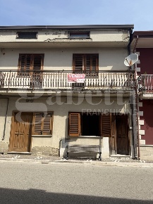 Foto Villa unifamiliare in Via Partenio 0, Pietrastornina Centro di 235 m²