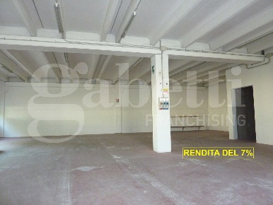 Foto Capannone industriale in Via roma 1, Roncade Centro di 300 m²