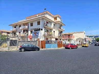 Foto Magazzino in Via Antonino Caruso 24, Catania Carruba di Ognina - Teseo