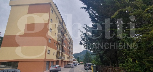 Foto Appartamento in Via Masaccio 5, Isernia Centro di 119 m² con 4 locali