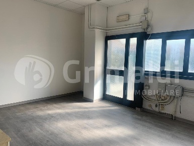 Foto Capannone industriale a Corciano di 300 m² in affitto