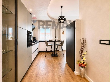 Foto Appartamento in Via Giovanni Gervasoni 16, Ancona Borgo Rodi di 105 m²