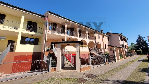 Foto Villa a schiera in Via Padova 25, Gessate Centro di 229 m² in vendita