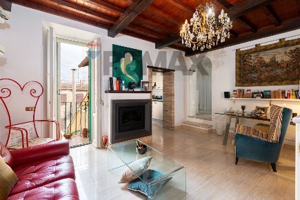 Foto Appartamento in Via Paluzzi 3, Fiano Romano di 110 m² con 4 locali