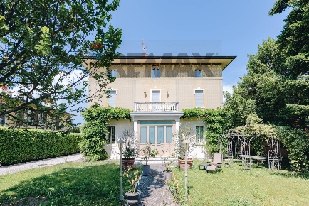 Foto Villa unifamiliare in Via Giacomo Puccini 1, Palazzolo sull'Oglio