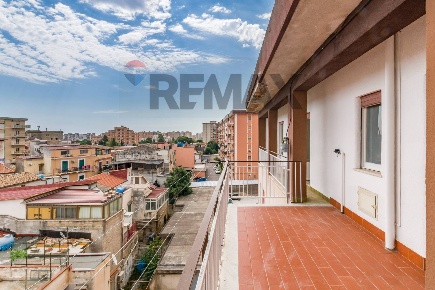 Foto Appartamento in Largo Filadelfio Fichera 6, Palermo di 112 m²