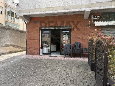 Foto Locale commerciale in via lucana, Tricarico Centro di 38 m² in vendita