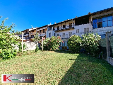 Foto Case semi ndipendenti in via vittorio veneto 128, Caluso Centro