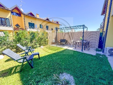 Foto Appartamento in via Enrico Fermi 8, Arsago Seprio di 36 m² in vendita
