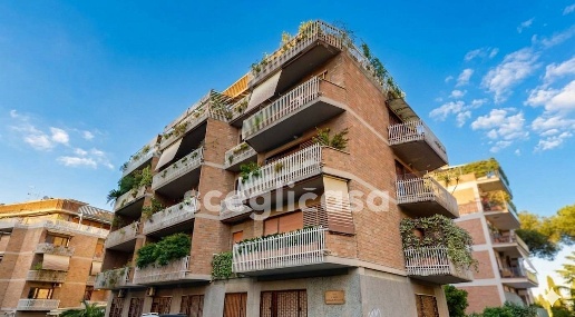Foto Appartamento in Via dell'accademia dei virtuosi 39, Roma di 155 m²