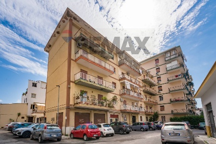 Foto Appartamento in Largo Filadelfio Fichera 6, Palermo di 123 m²