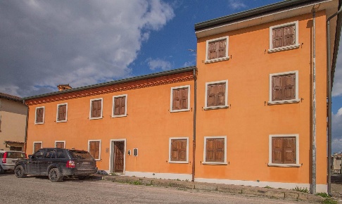 Foto Ufficio in via garibaldi 21, Povegliano Veronese Centro di 366 m²