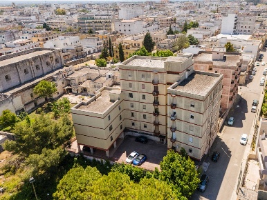 Foto Appartamento in Via Napoli 45, Galatina Centro di 180 m² con 6 locali