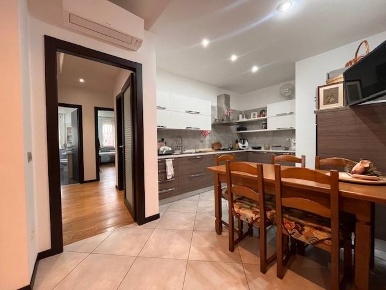 Foto Appartamento a Mantova Due Pini - Te Brunetti di 115 m² con 4 locali