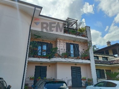 Foto Appartamento in Via Bagno Del Cardinale 6B, Perugia di 160 m²