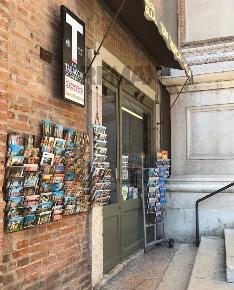 Foto Attività commerciale in PIAZZA MANTEGNA, Mantova Centro di 30 m²