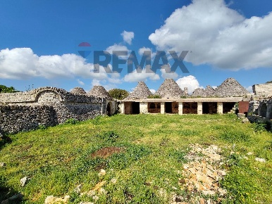 Foto Rustico in paglieroni 6b, Martina Franca di 400 m² con 10 locali