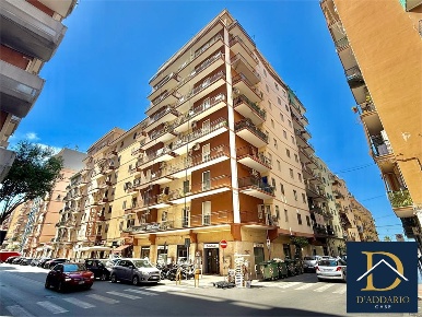Foto Appartamento in Via Marco Pacuvio, Taranto Tre Carrare di 120 m²