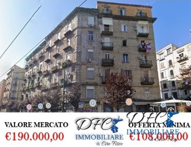Foto Appartamento a Napoli Tribunali di 126 m² con 3 locali in vendita