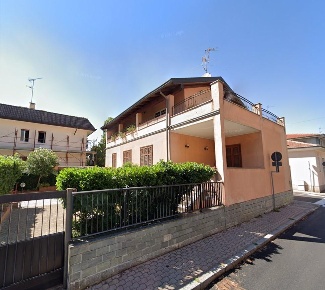 Foto Villa unifamiliare a Vittuone di 320 m² con 5 locali in vendita