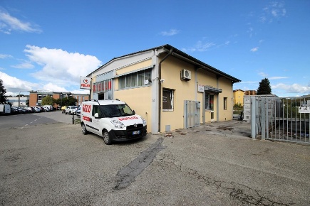Foto Capannone industriale a Lucca San Marco - Acquacalda di 102 m²