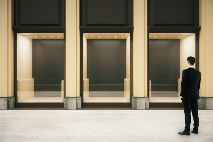 Foto Negozio a Chieri Semicentro di 103 m² con 1 locali in vendita