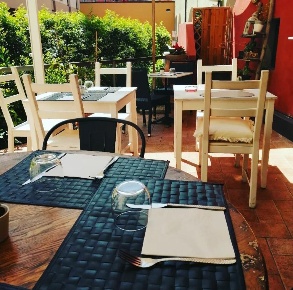 Foto Attività commerciale a Empoli Centro Storico di 80 m² con 3 locali