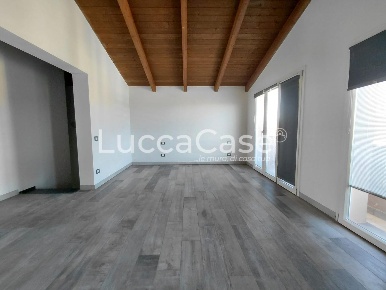 Foto Villa unifamiliare a Altopascio Altopascio Centro di 200 m² in vendita