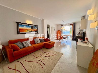 Foto Appartamento a Massa Ronchi - Poveromo di 70 m² con 3 locali