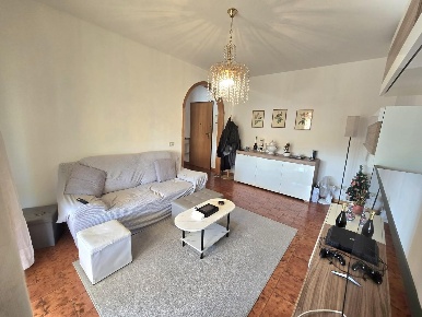 Foto Appartamento a Calcinaia Fornacette di 80 m² con 4 locali in vendita
