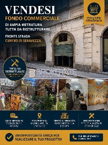 Foto Attività commerciale a Seravezza Centro di 320 m² con 7 locali