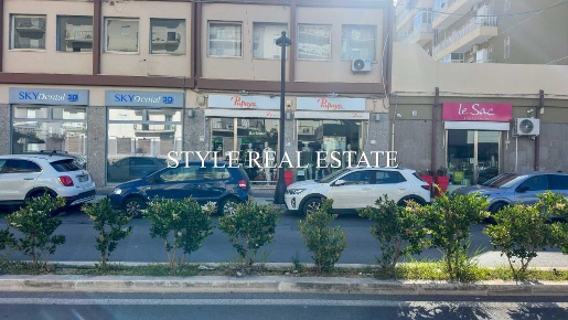 Foto Attività commerciale in Via Tisia 180, Siracusa di 151 m² in vendita