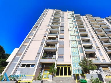 Foto Appartamento in Via Gobetti 8, Taranto Solito - Corvisea di 122 m²