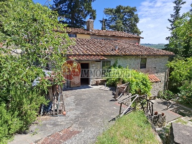 Foto Casa indipendente a Vaglia di 180 m² con 5 locali in vendita