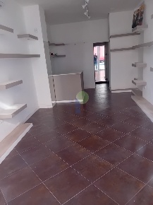 Foto Locale commerciale in Via Grande 206, Livorno di 45 m² con 1 locali
