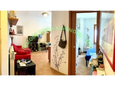 Foto Appartamento in VALDELSA, Firenze Novoli di 45 m² con 2 locali