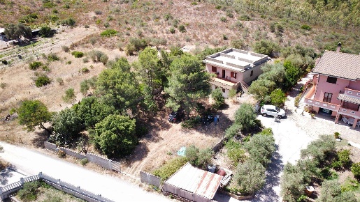 Foto Villa unifamiliare a Sant'Anna Arresi di 96 m² con 6 locali in vendita