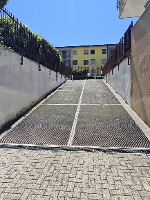 Foto Magazzino in Aldo moro 17, Bussero di 47 m² con 1 locali in vendita