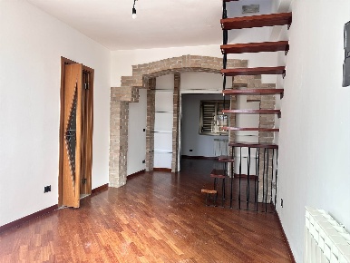 Foto Appartamento a Messina Provinciale di 65 m² con 3 locali in vendita