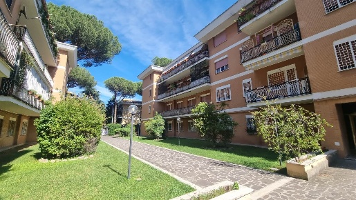 Foto Appartamento in Via Pian di Scò, Roma Nuovo Salario di 104 m²