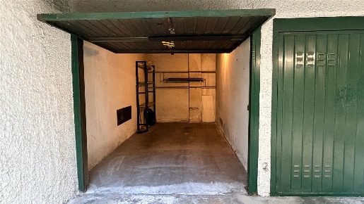 Foto Garage in VIALE STELVIO  58, Milano Farini di 11 m² con 1 locali